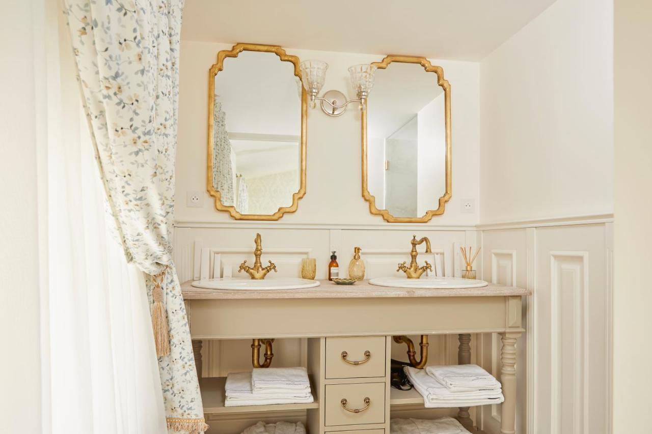 Chateau De Clotte & Suites Les Salles-de-Castillon Bagian luar foto