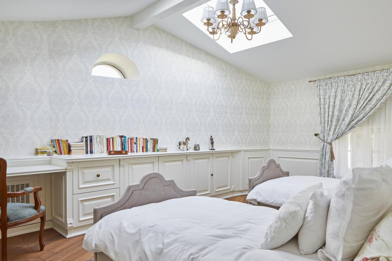 Chateau De Clotte & Suites Les Salles-de-Castillon Bagian luar foto