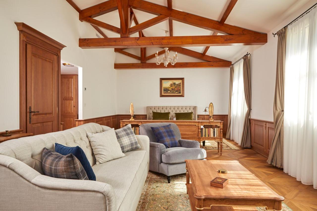 Chateau De Clotte & Suites Les Salles-de-Castillon Bagian luar foto